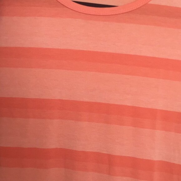 XS LuLaRoe Gigi B01 1795 - Picture 2 of 4